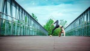 加盟还不足一个月，国安旧将比埃拉随柔佛新山夺马来超冠军