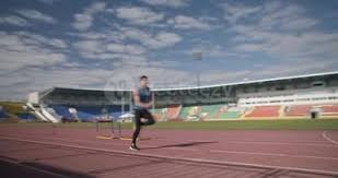 休斯顿太空人王牌投手兰斯·麦卡勒斯接受 TJ 手术